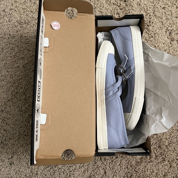 Chuck Taylor All Star Dainty Mary Jane - Women’s - Picture 2 of 6